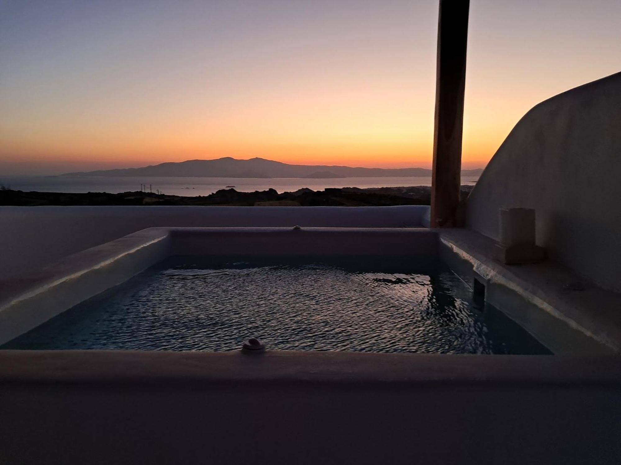 Ariadne'S Crown Suites Astro Concept Pool Luxury Naxos Vívlos Buitenkant foto