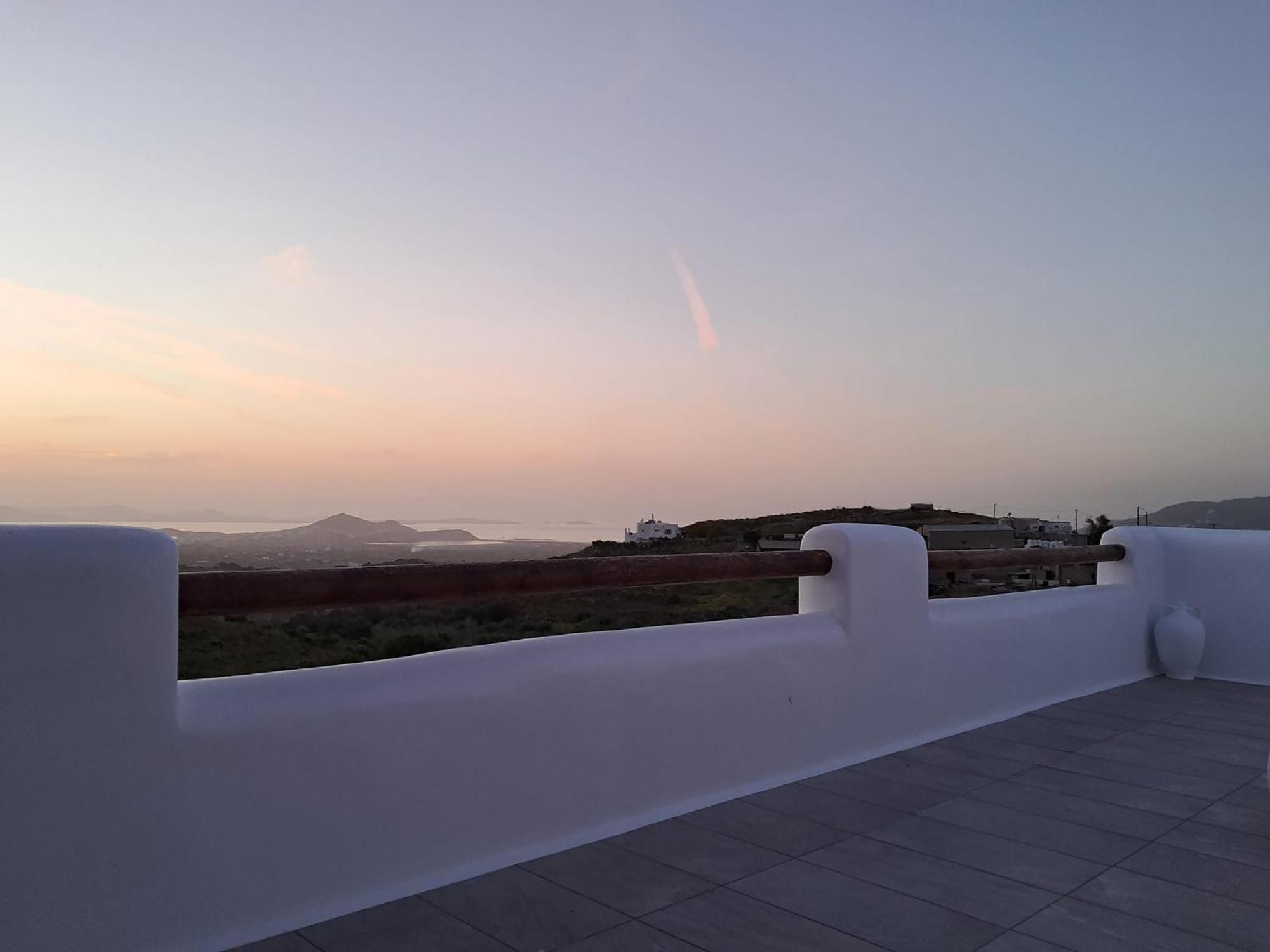 Ariadne'S Crown Luxury Suites With Private Pool Vívlos Buitenkant foto