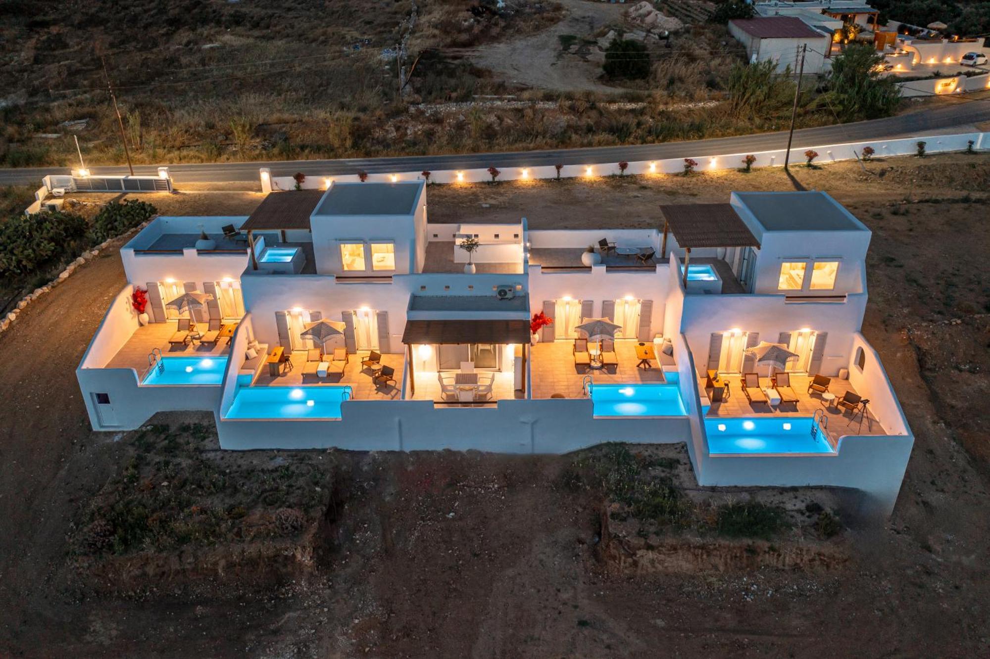 Ariadne'S Crown Luxury Suites With Private Pool Vívlos Buitenkant foto